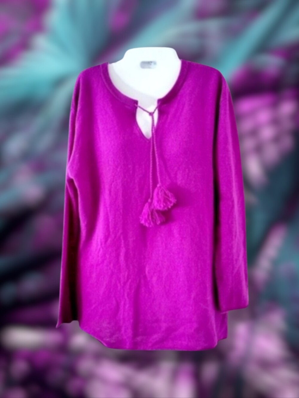 Claudia Nichole | Gorgeous Soft Purple 100% Cashmere V-neck Knit Sweater